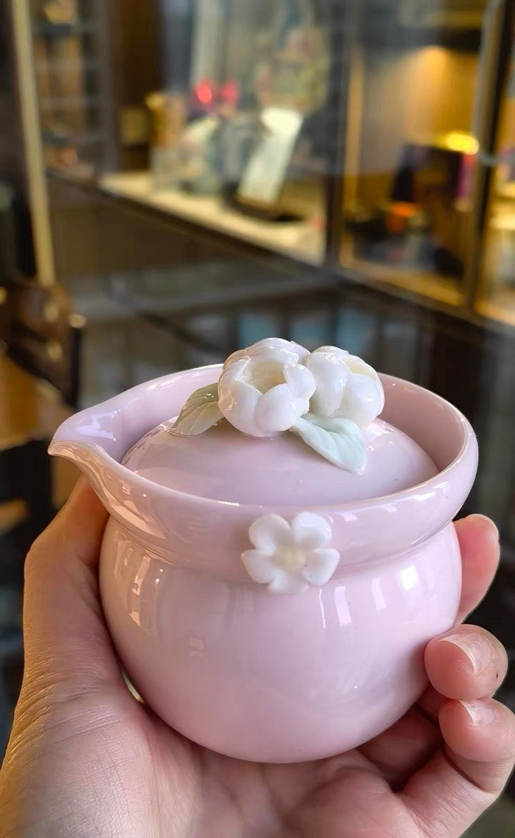 粉红雕花茶具 Pink Tea Set