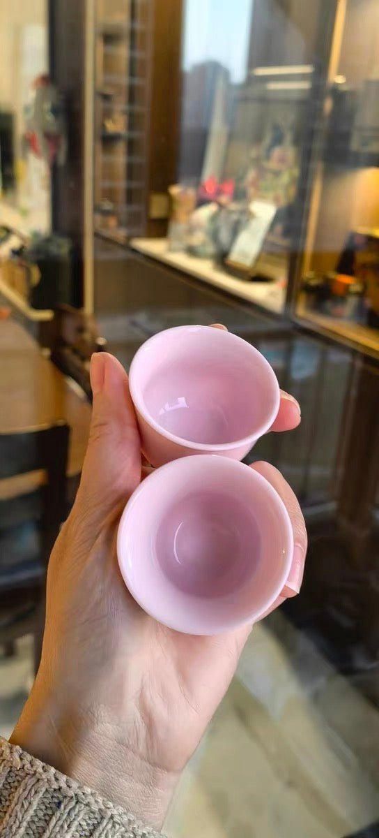 粉红雕花茶具 Pink Tea Set