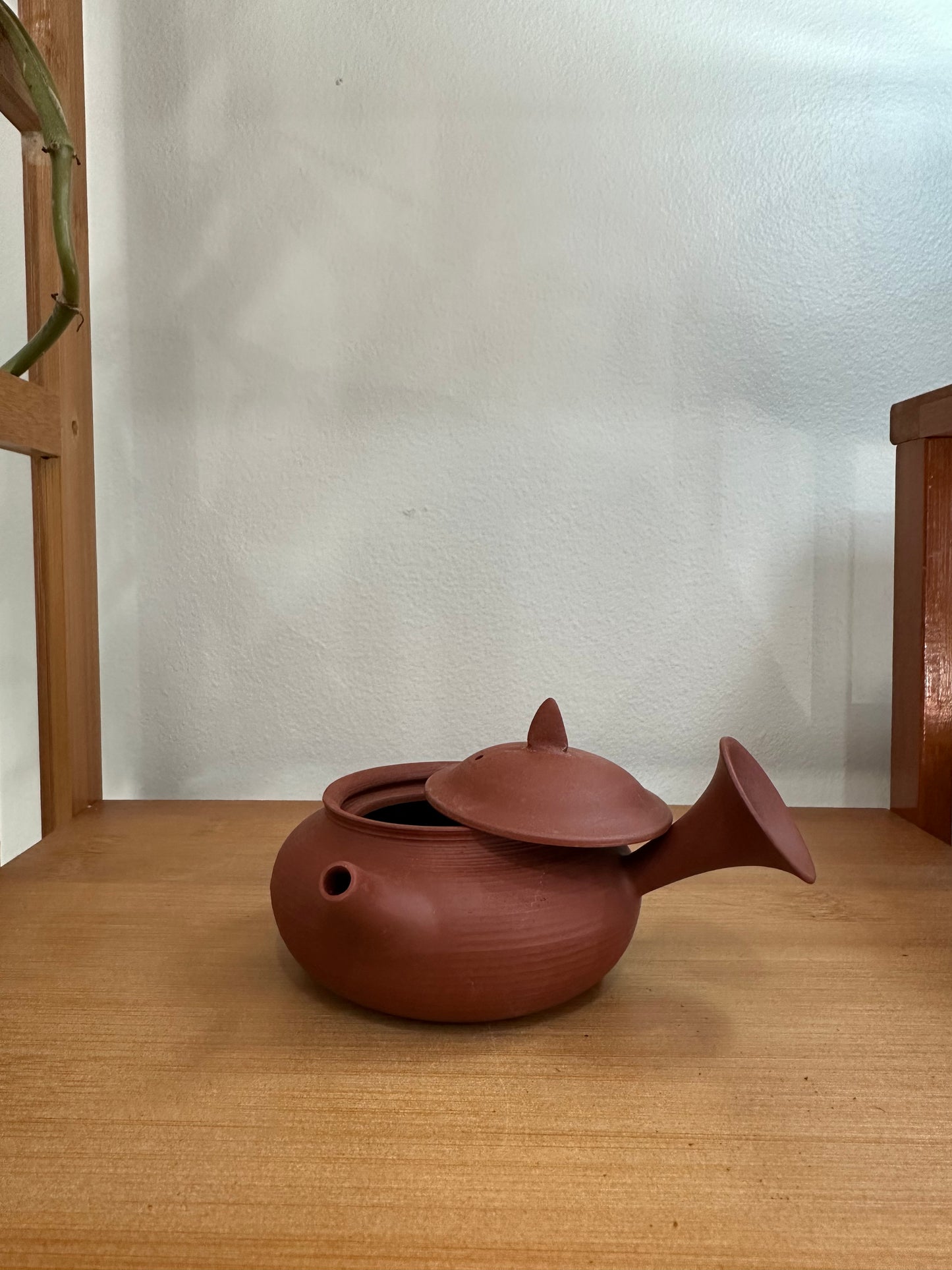 潮州手拉朱泥壶 章永城作品 Chaozhou hand-made red clay tea pot, 120ml 茶壶